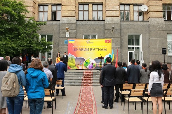 Tưng bừng lễ hội văn hóa “Một thoáng Việt Nam” tại Kiev