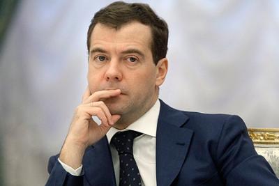 Thủ tướng Nga Medvedev giao nhiệm vụ gia hạn cấm vận hàng thực phẩm vào Nga tới cuối năm 2017