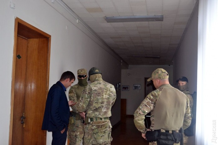 Trợ lý của Tỉnh trưởng Odessa Saakasvili là Teimuraz bị tình nghi tiêu tán tài sản của Quỹ từ thiện