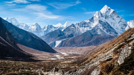 Một trong những đỉnh núi Himalai tại Nepal được vinh danh mang tên của nữ phi công Ukraine Savchenko