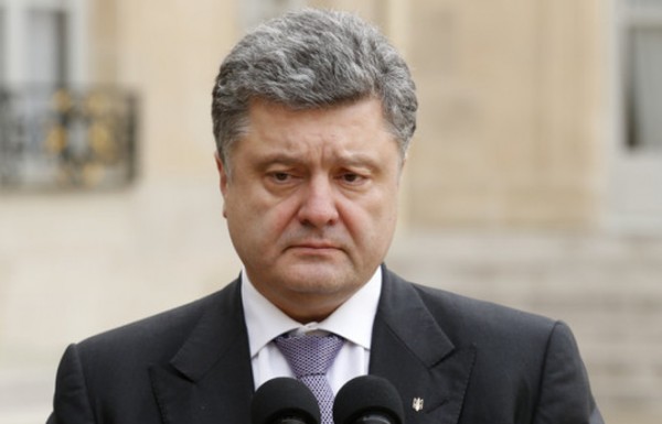 Tổng thống Poroshenko: Không có tiến bộ trong giải quyết khủng hoảng tại Donbass.