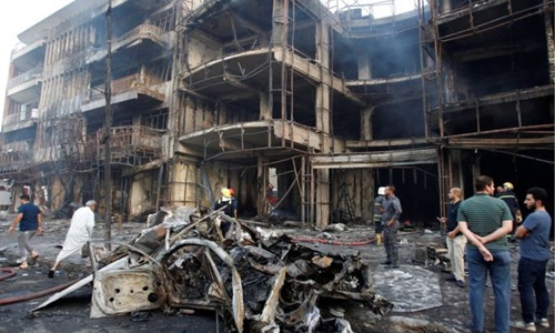 IS đánh bom trung tâm Baghdad, 125 người chết