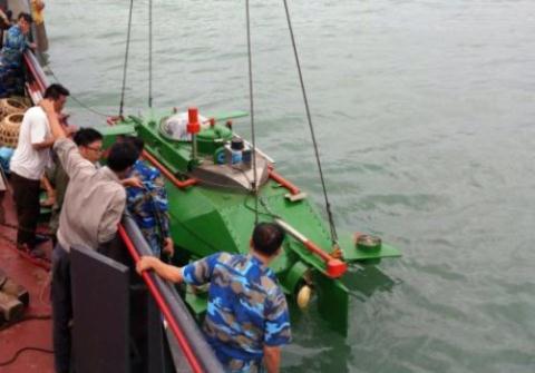Tàu ngầm Hoàng Sa lặn xuống biển Đông: Đạt chuẩn!