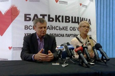 Sau bê bối về đôi giày của Timosenko, nhà báo lại nói về giá của chuyến bay của lãnh đạo đảng Batkivsina