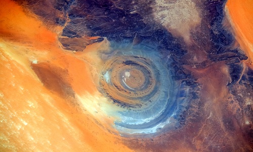 Sự ra đời con mắt khổng lồ của sa mạc Sahara