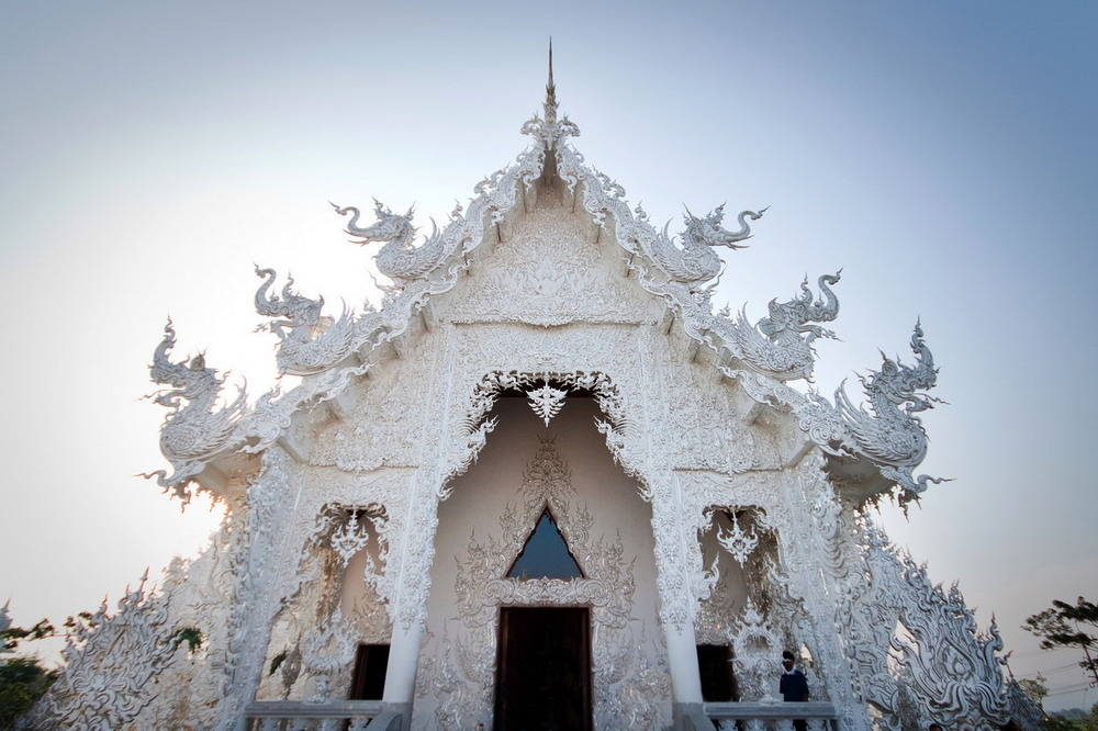 Wat Rong Khun – kỳ quan Phật giáo trắng tinh như cổ tích