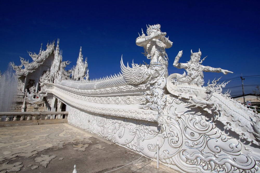 Wat Rong Khun – kỳ quan Phật giáo trắng tinh như cổ tích