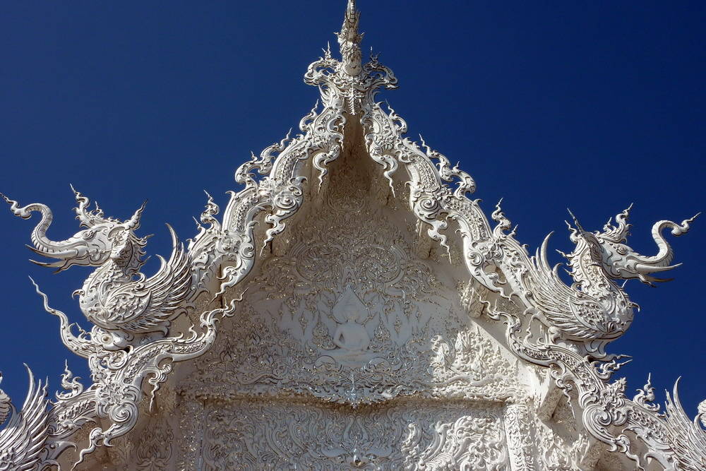 Wat Rong Khun – kỳ quan Phật giáo trắng tinh như cổ tích