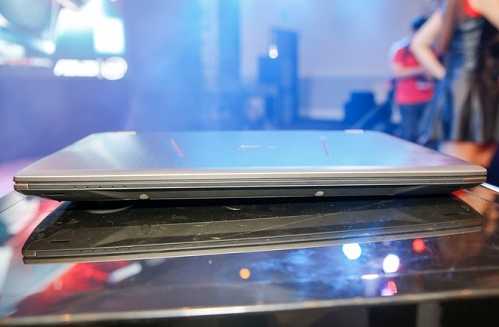 Sửng sốt laptop 130 triệu đồng được trang bị tản nhiệt nước