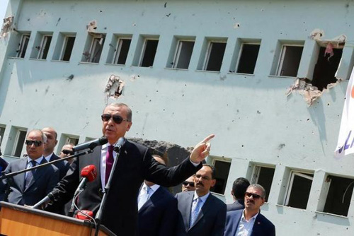 Thổ Nhĩ Kỳ thả hơn 750 lính sau đảo chính