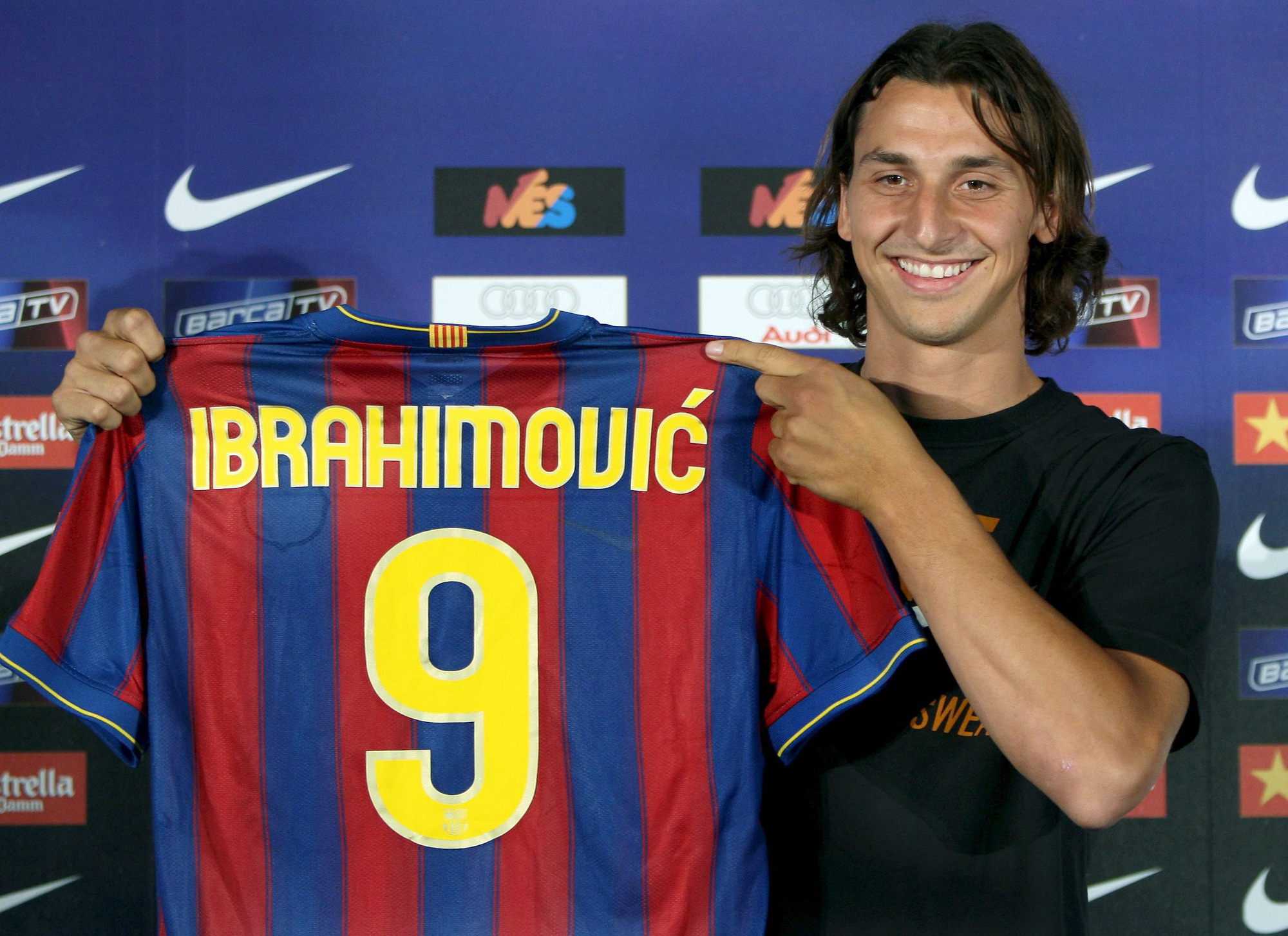 Zlatan Ibrahimovic - “Số 9” đích thực của MU
