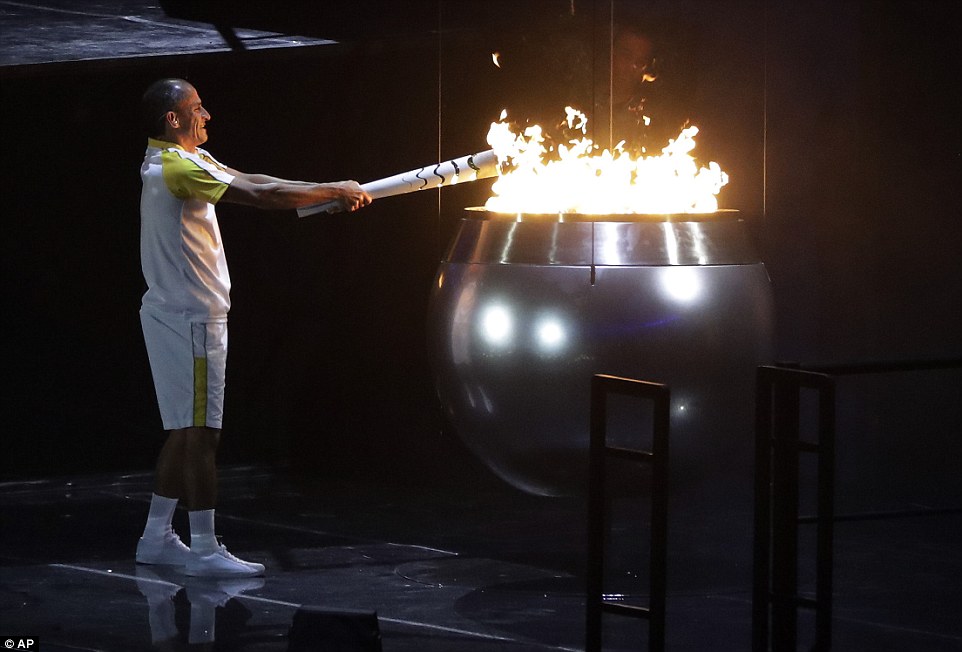 Lung linh lễ khai mạc Olympic Rio 2016