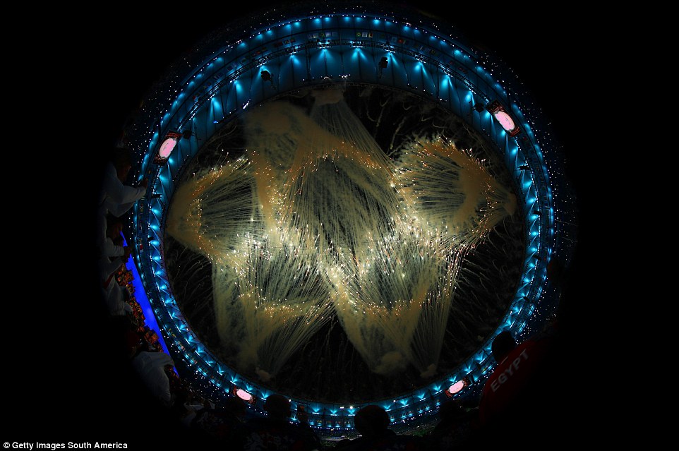 Lung linh lễ khai mạc Olympic Rio 2016