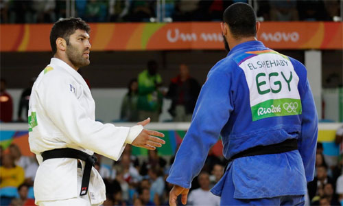 Võ sĩ Ai Cập bị đuổi khỏi Olympic vì từ chối bắt tay đối thủ Israel