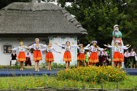 Việt Nam tham gia Hội chợ thường niên Sorochinsky Yarmarok tại Poltava, Ukraina