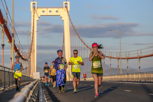 4.000 vận động viên tranh giải marathon quốc tế tại Đà Nẵng