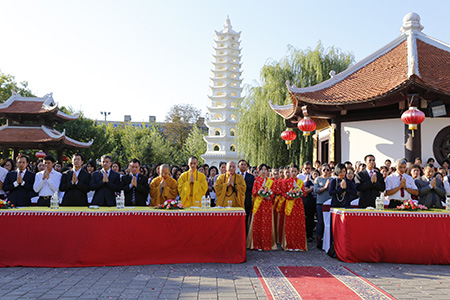 Đại lễ Vu Lan Báo Hiếu - khẳng định hiếu hạnh là nền tảng của đạo đức dân tộc