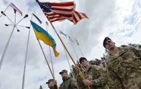 Người Mỹ giúp Ukraine huấn luyện đào tạo lính đặc nhiệm của cảnh sát quốc gia