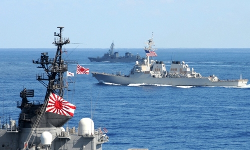 Trung Quốc cảnh báo Nhật về tuần tra chung với Mỹ ở Biển Đông