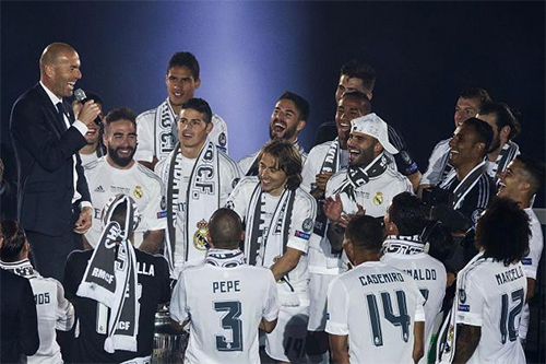 Real Madrid và chiếc quyền trượng của Zidane