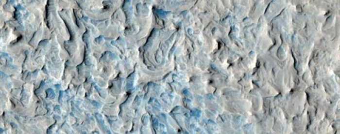 Những bức ảnh kỳ lạ về sao Hỏa mới được NASA công bố