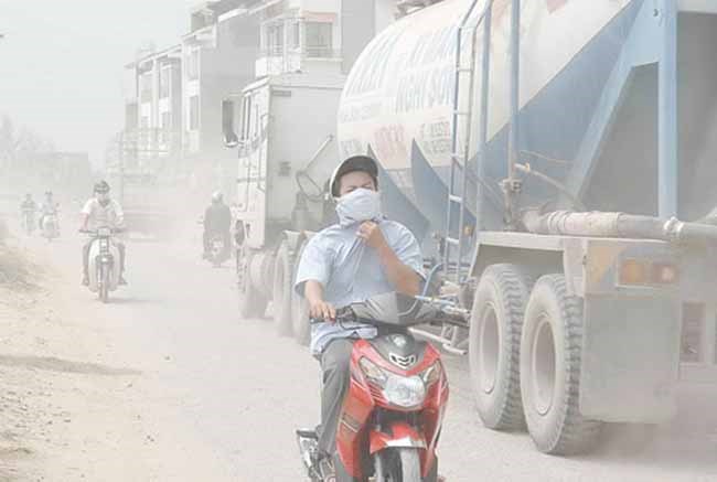 Nước, không khí ô nhiễm đe dọa người dân Thủ đô