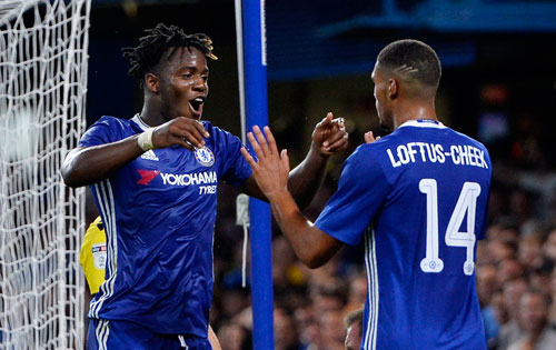 Liverpool đại thắng, Chelsea đi tiếp nhờ tân binh ở Cup liên đoàn