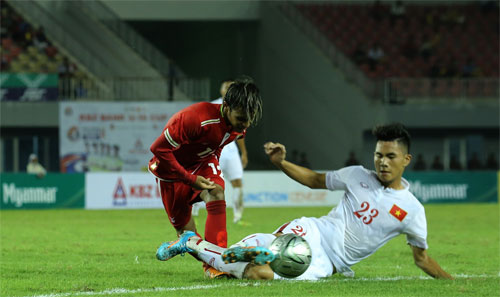 Chịu bàn thua tranh cãi, U19 Việt Nam tuột chiến thắng