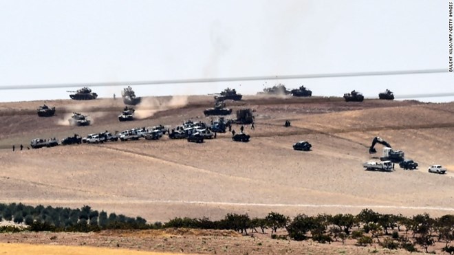 Tại sao thế giới phải chú ý khi Thổ Nhĩ Kỳ đưa quân vào Syria?
