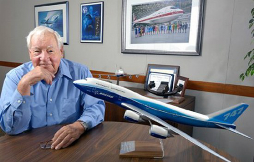 Cha đẻ của Boeing 747 qua đời