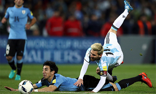 Messi rời tuyển Argentina vì chấn thương