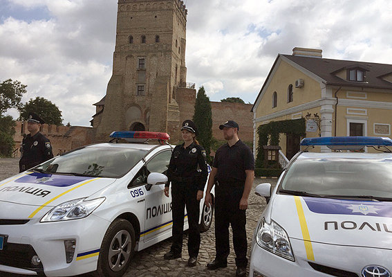 Tại Lusk hai cảnh sát tuần tra bị bắn