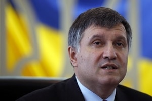 Dekanoidze cùng với Bộ trưởng Bộ nội vụ Avakov được gọi tới phiên họp của ủy ban quốc hội