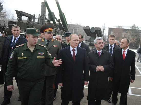 Tổng thống Nga Putin tái trang bị quân đội với quy mô lớn