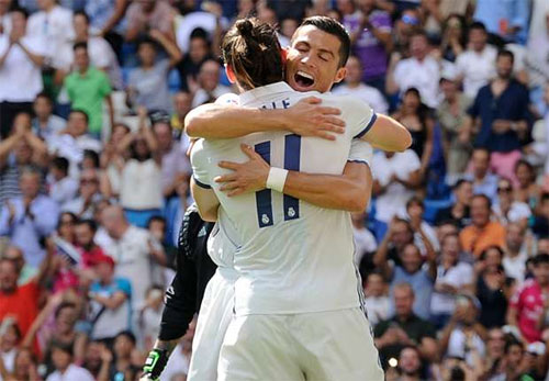 Ronaldo ghi bàn trong ngày tái xuất, Real đại thắng