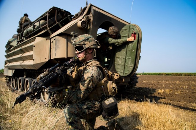 TNI: Châu Âu nên đập NATO đi, xây một quân đội mới không có Mỹ