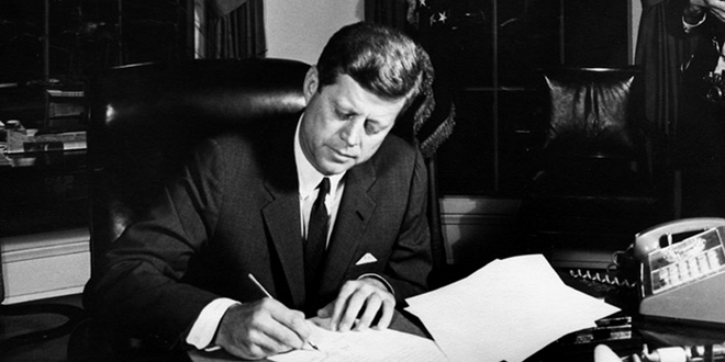 Làm Tổng thống Mỹ 2 nhiệm kỳ, Obama mới trả hết nợ từ thời sinh viên