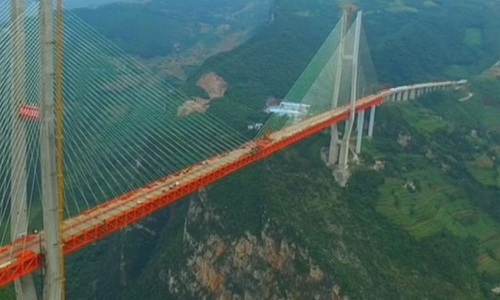 Trung Quốc sắp hoàn thành cây cầu cao nhất thế giới