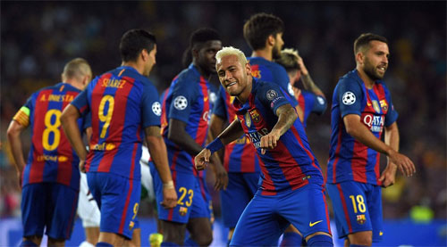 Messi lập hat-trick, Barca mở màn Champions League bằng chiến thắng 7-0