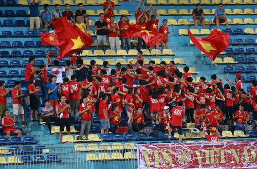 Đè bẹp Đông Timor, Việt Nam vươn lên đầu bảng giải U19 Đông Nam Á
