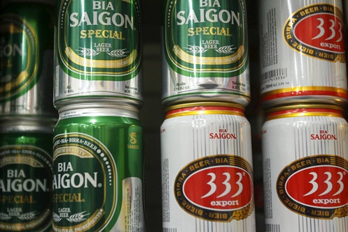 WSJ: Nhiều đại gia nhòm ngó cổ phần các hãng bia Việt Nam