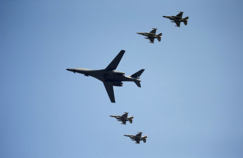 Sứ mệnh răn đe Nga-Trung-Triều của máy bay ném bom Mỹ