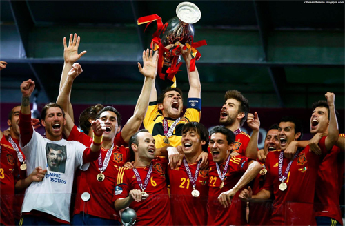 Tây Ban Nha rơi khỏi Top 10 FIFA lần đầu sau 10 năm