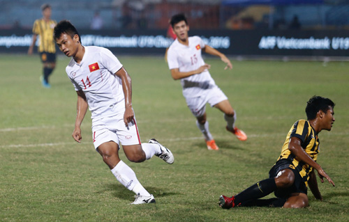 Việt Nam vào bán kết U19 Đông Nam Á với ngôi đầu bảng