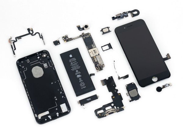 Apple mất bao nhiêu chi phí linh kiện để tạo nên iPhone 7?