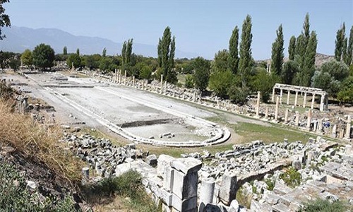 Hồ bơi khổng lồ ở thành phố La Mã cổ