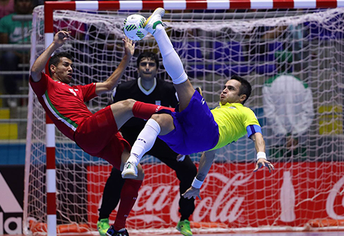 Iran loại Brazil khỏi World Cup Futsal