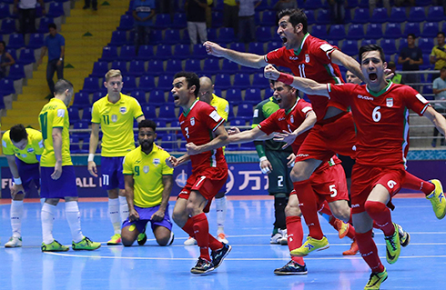 Iran loại Brazil khỏi World Cup Futsal