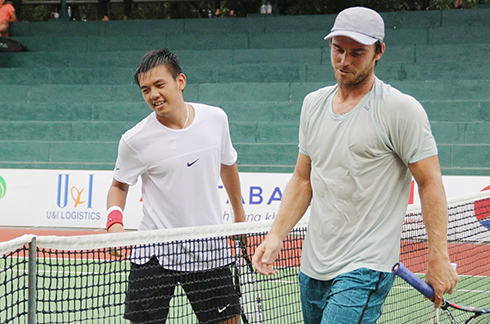 Lý Hoàng Nam hạ tay vợt đứng trên gần 600 bậc ATP