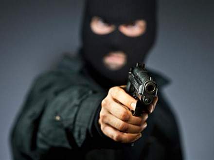 Tên cướp với khẩu súng đồ chơi trẻ em bị bắt tại thủ đô Kiev